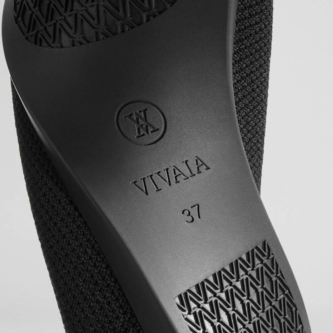 Pointed-Toe Ballet Flats (Aria 5°)
