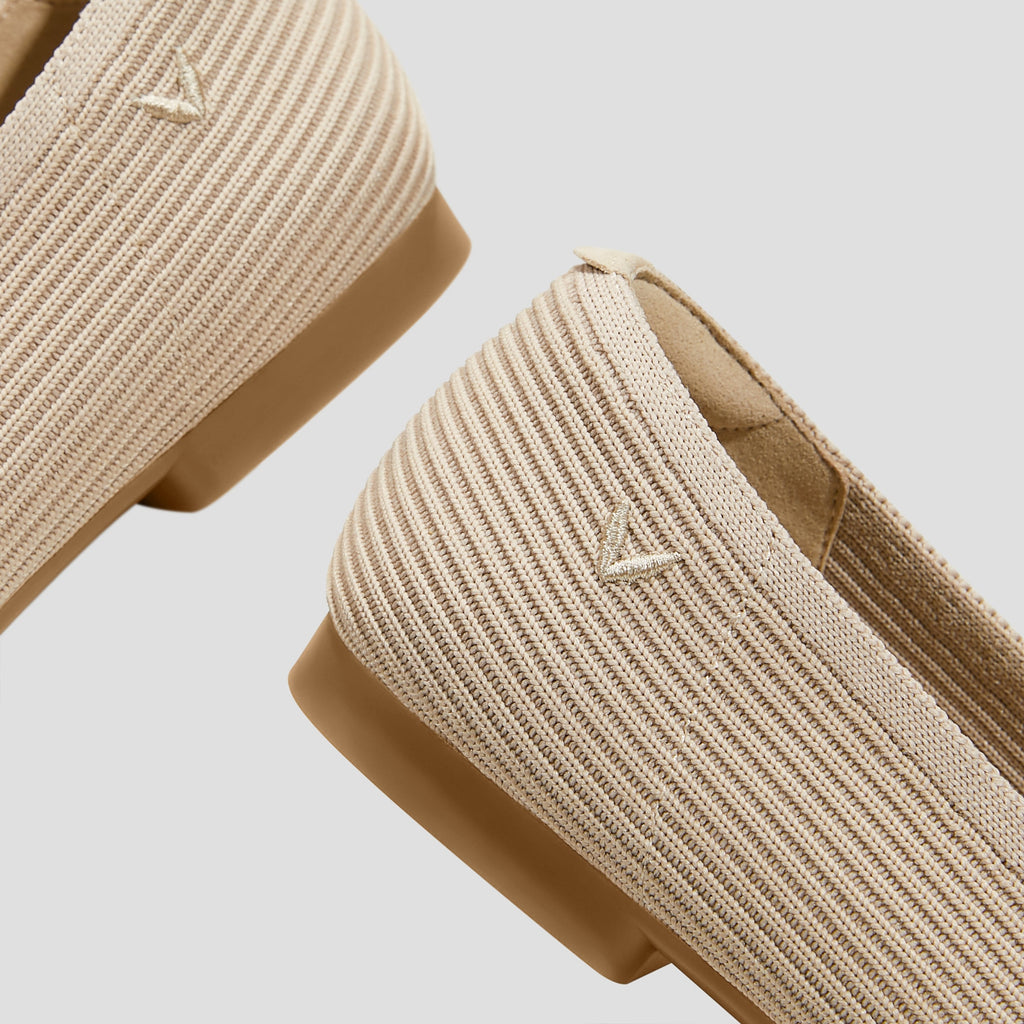 Square-Toe V-Cut Flats (Margot 2.0)