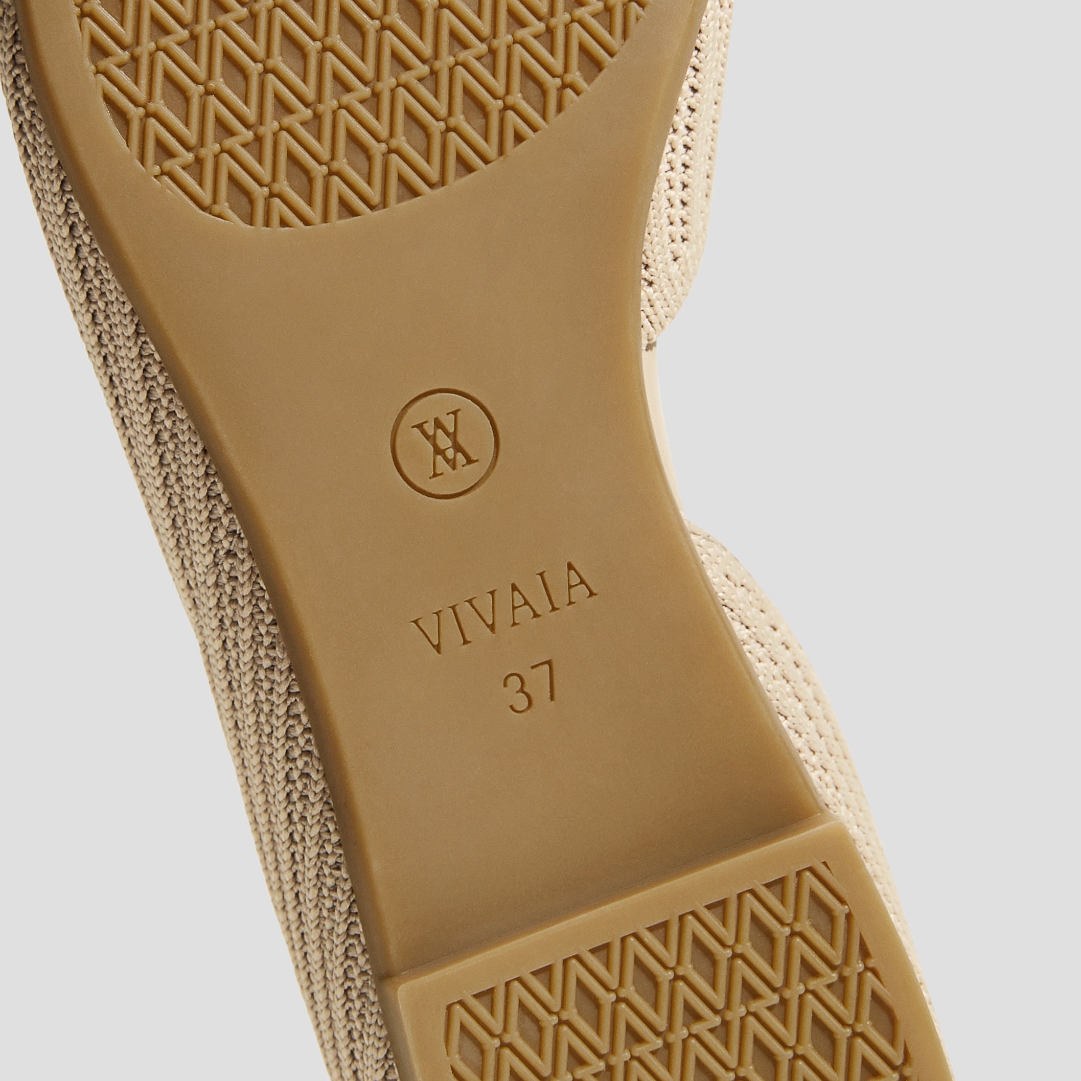 Pointed-Toe D'Orsay Flats (Melia)