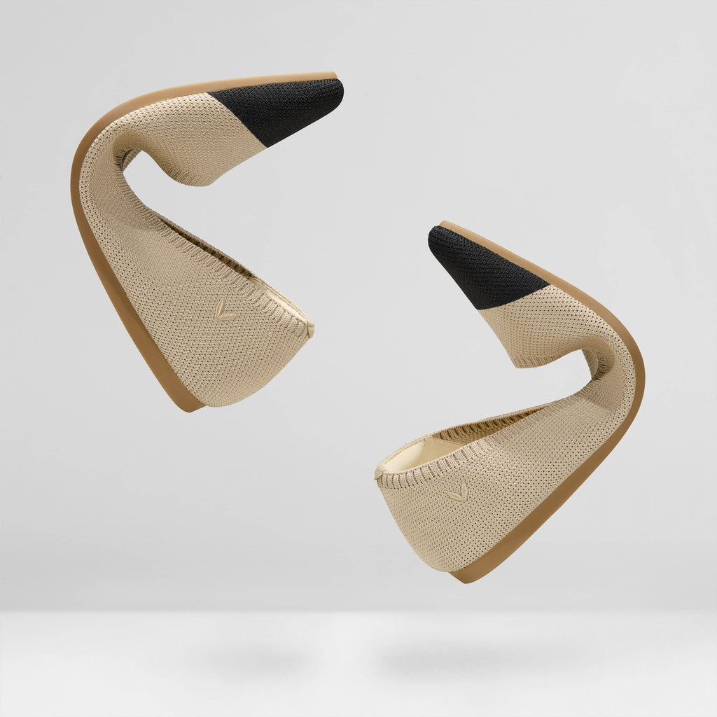 Pointed-Toe Ballet Flats (Aria 5°)