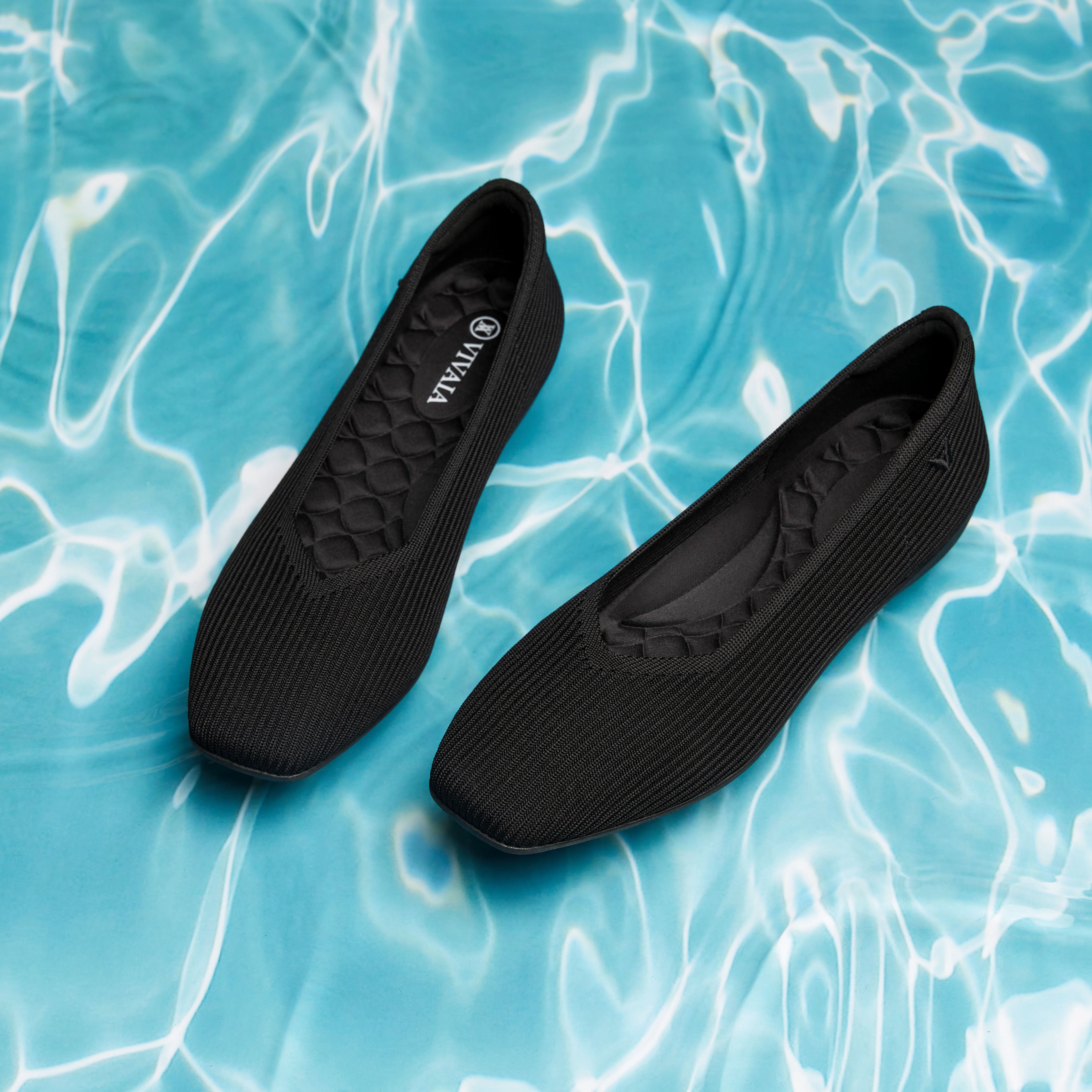 Lightweight Square-Toe V-Cut Flats (Margot Walker)