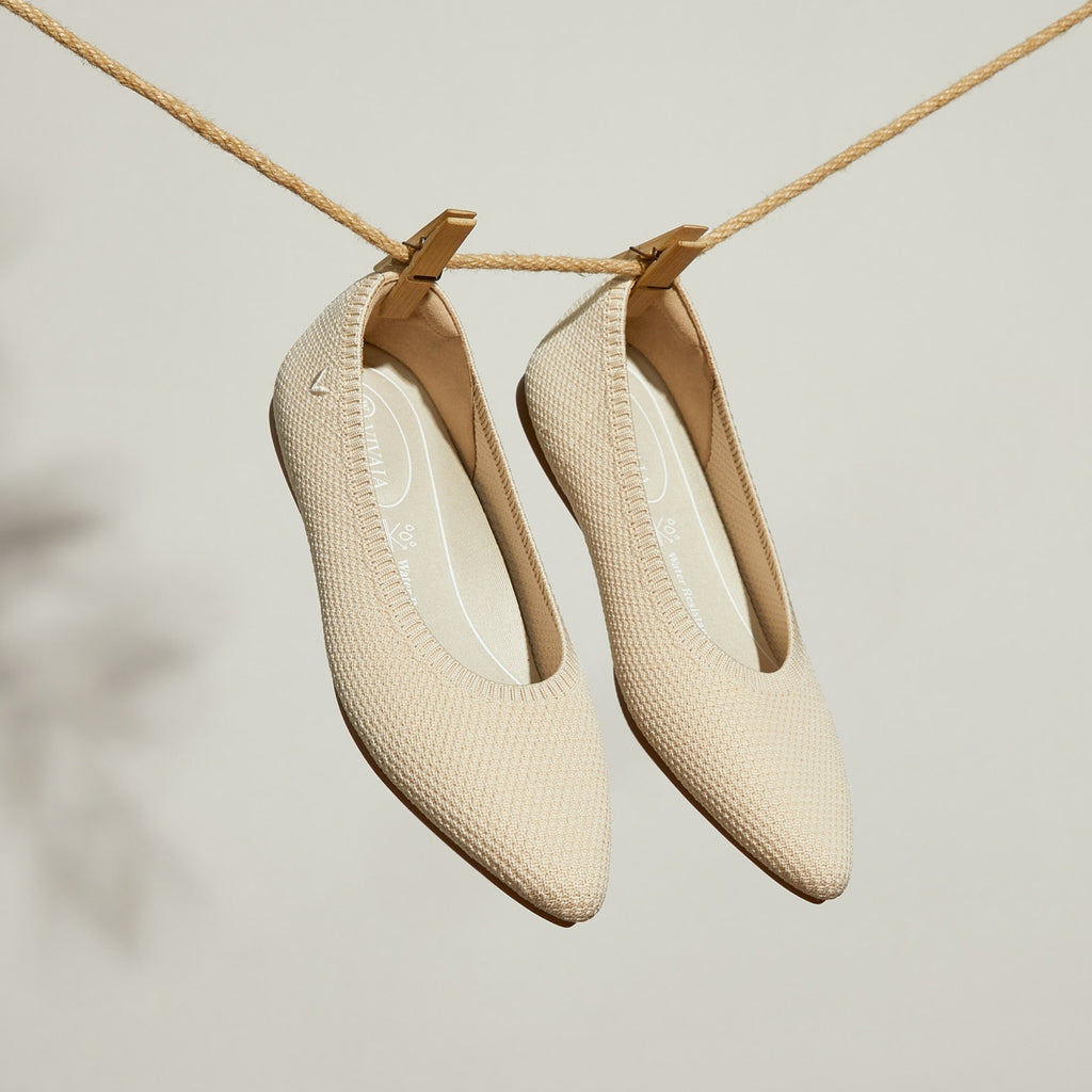 Pointed-Toe Water Repellent Ballet Flats (Aria 5°)