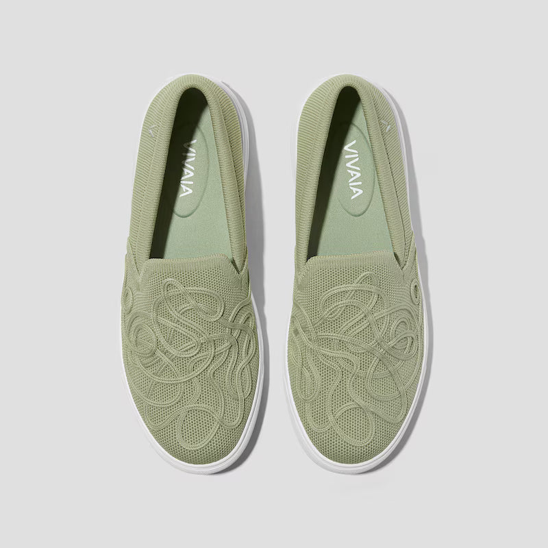 Classic Unisex Sneakers (V-Tune)