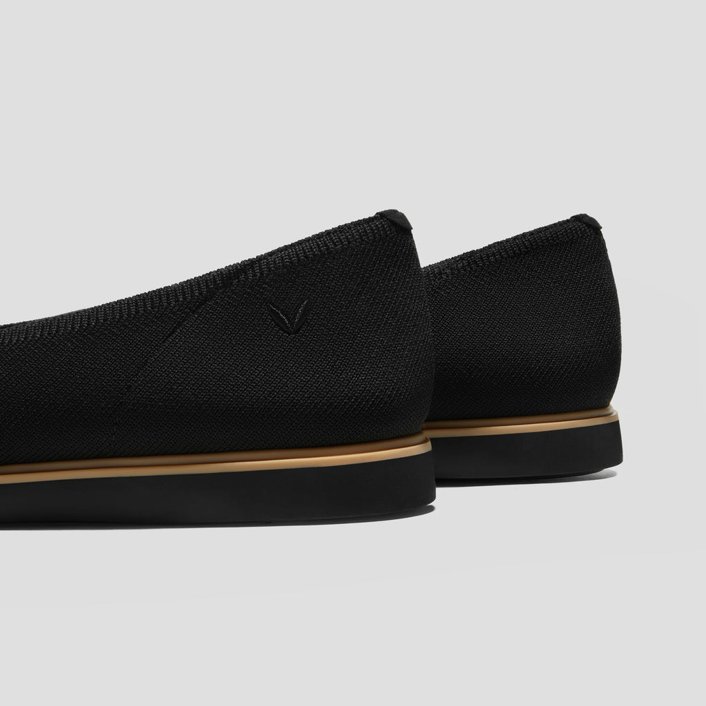 Pointed-Toe All-Day Standing Flats (Veronica)