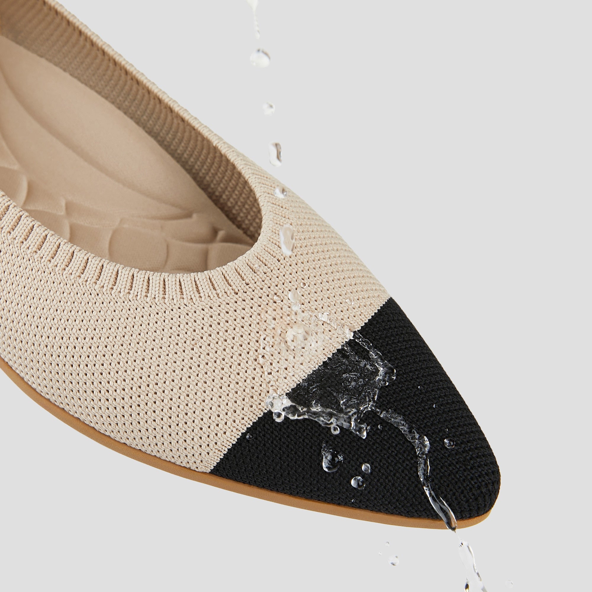 Lightweight Pointed-Ballet Flats (Aria Walker)