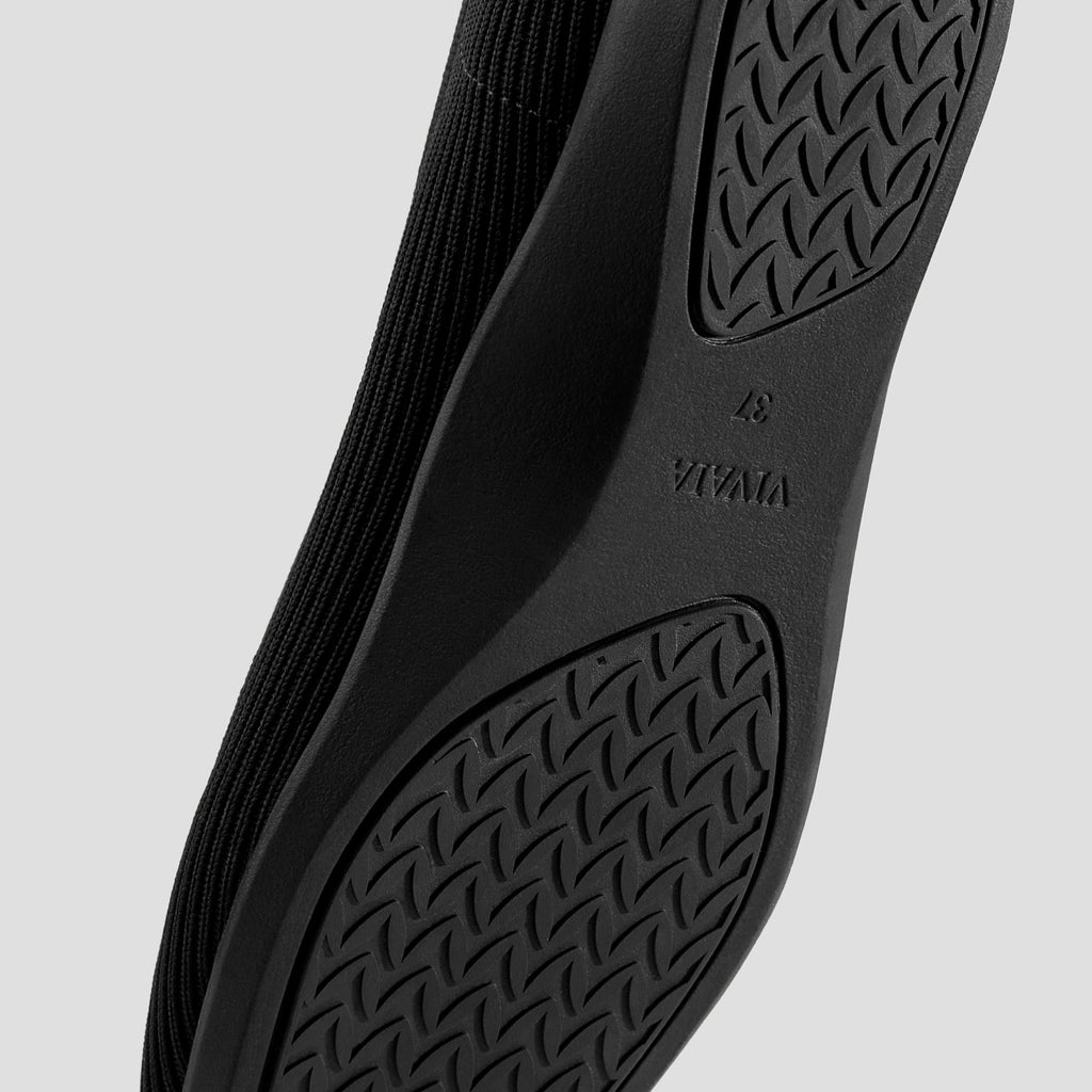 Lightweight Square-Toe V-Cut Flats (Margot Walker)