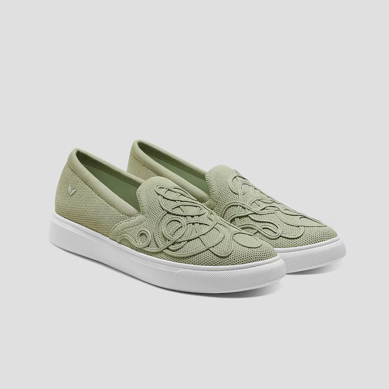 Classic Unisex Sneakers (V-Tune)