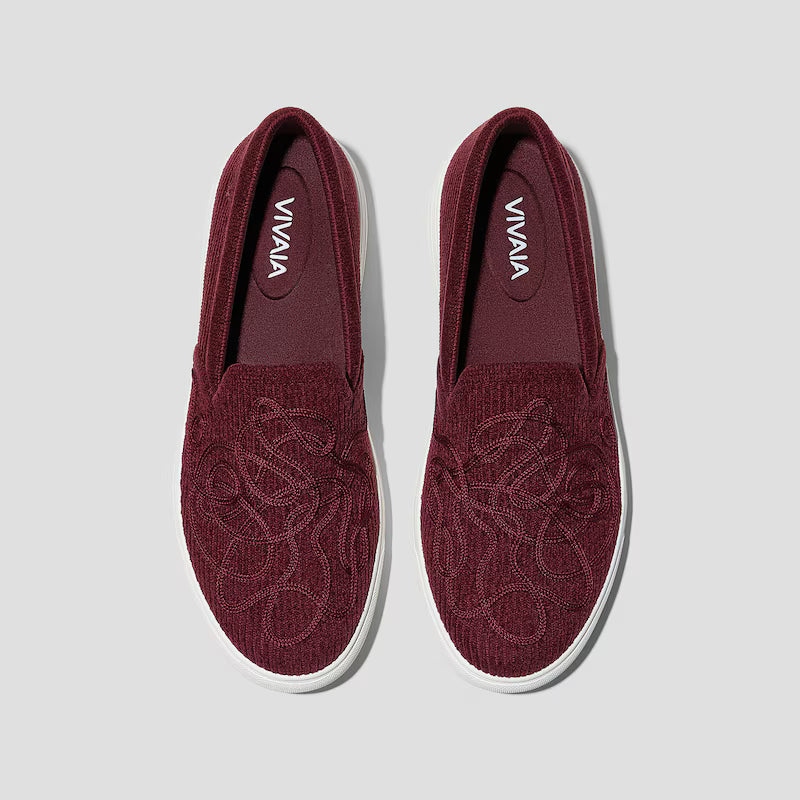 Classic Unisex Sneakers (V-Tune)