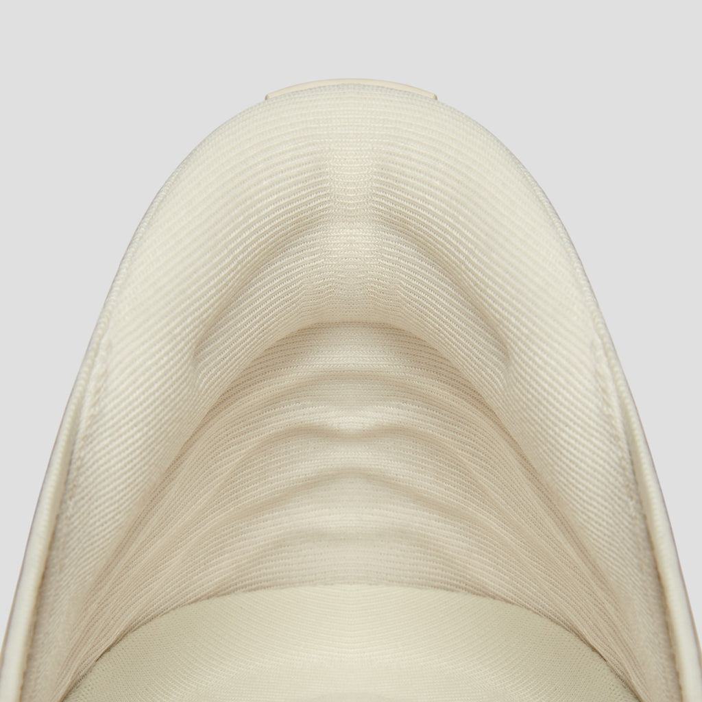 Pointed-Toe Dual-Cushion City Flats (Ecostitch™ Flat Pro)