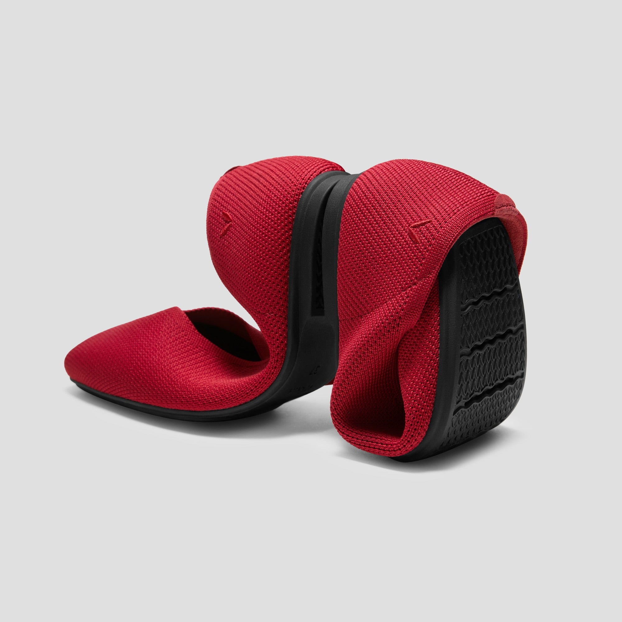Square-Toe Margot V-Cut Flats (Margot 3.0)