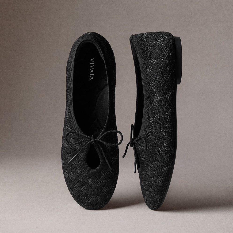 Round-Toe Lace-up Flats (Camora)