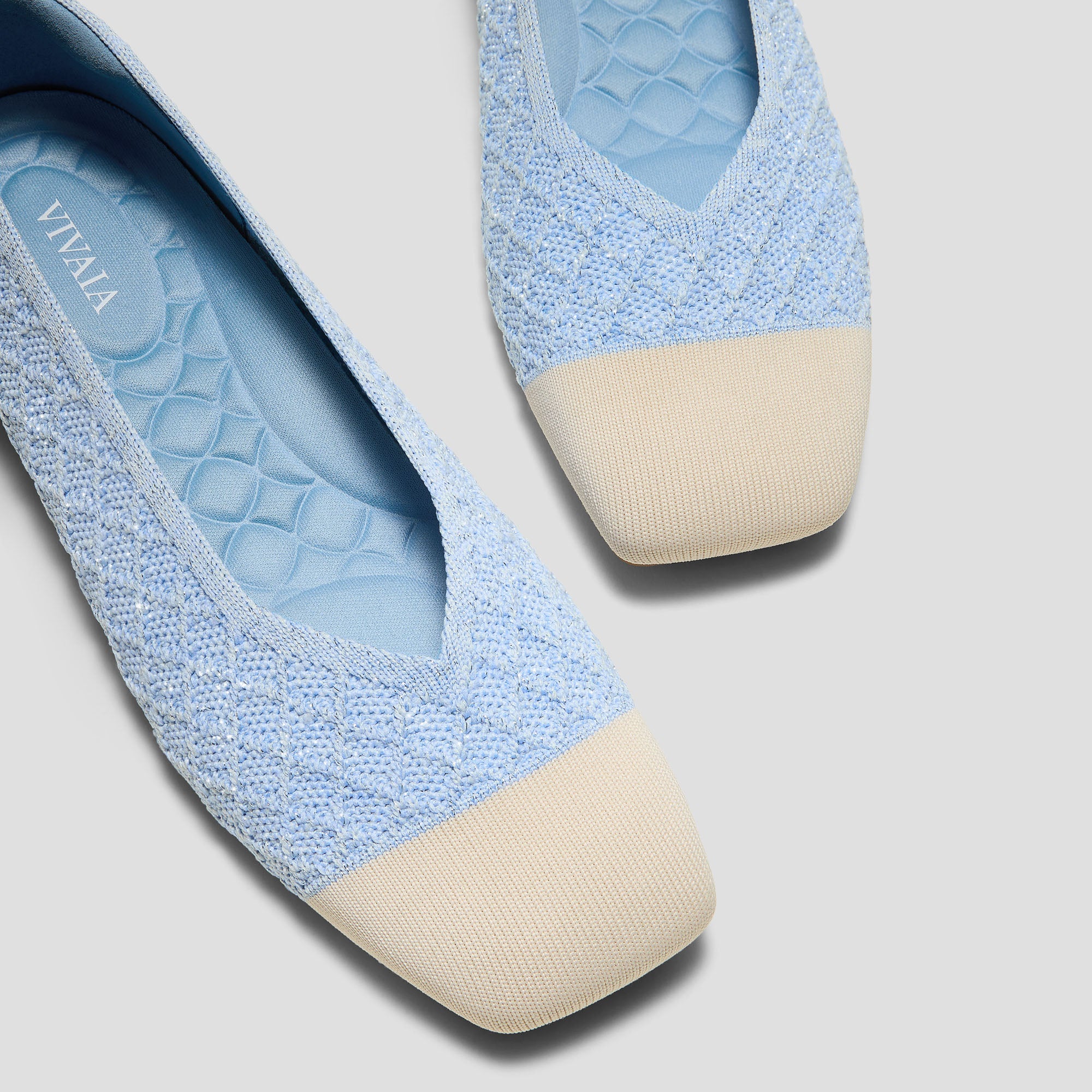 Square-Toe Margot V-Cut Flats (Margot 3.0)