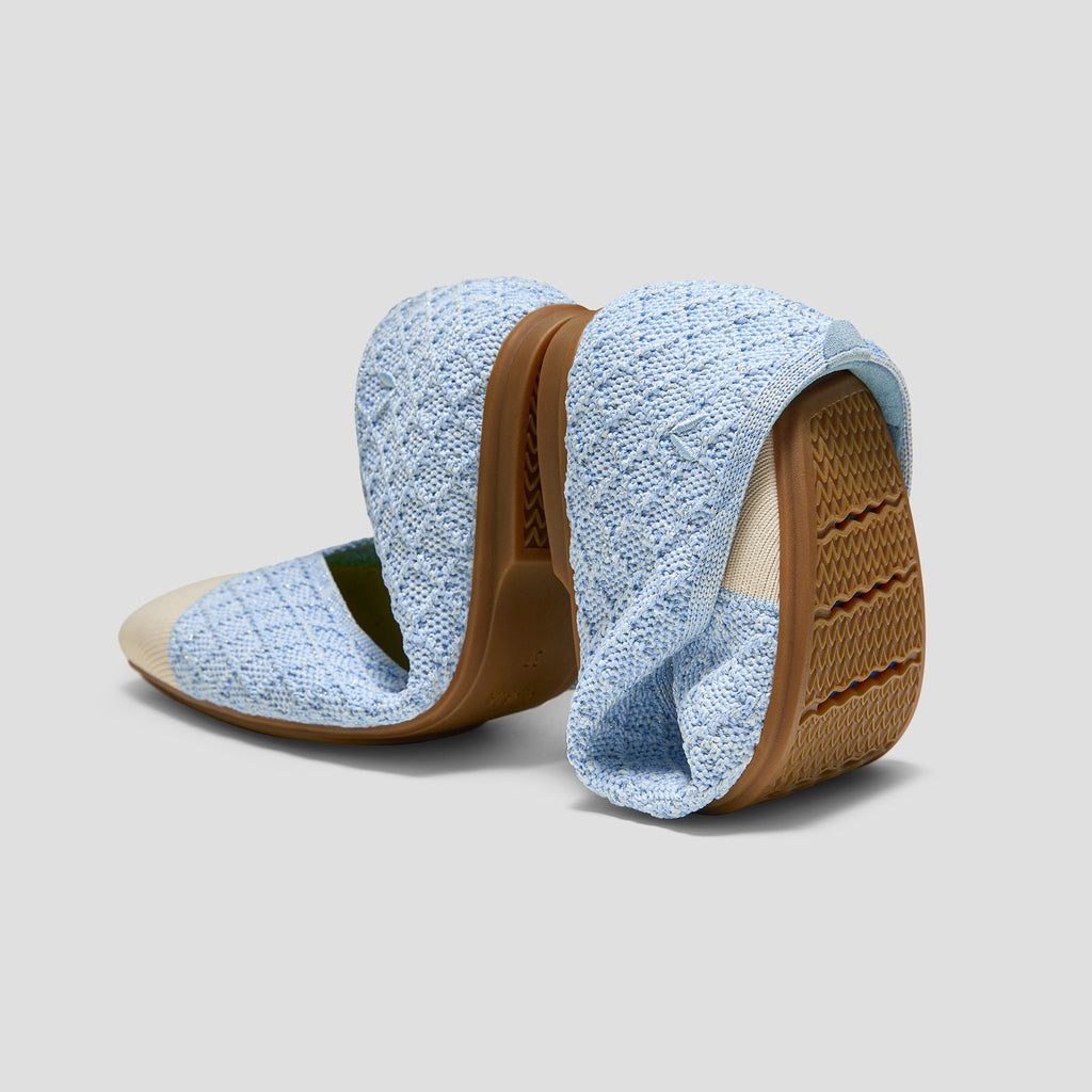 Square-Toe Margot V-Cut Flats (Margot 3.0)