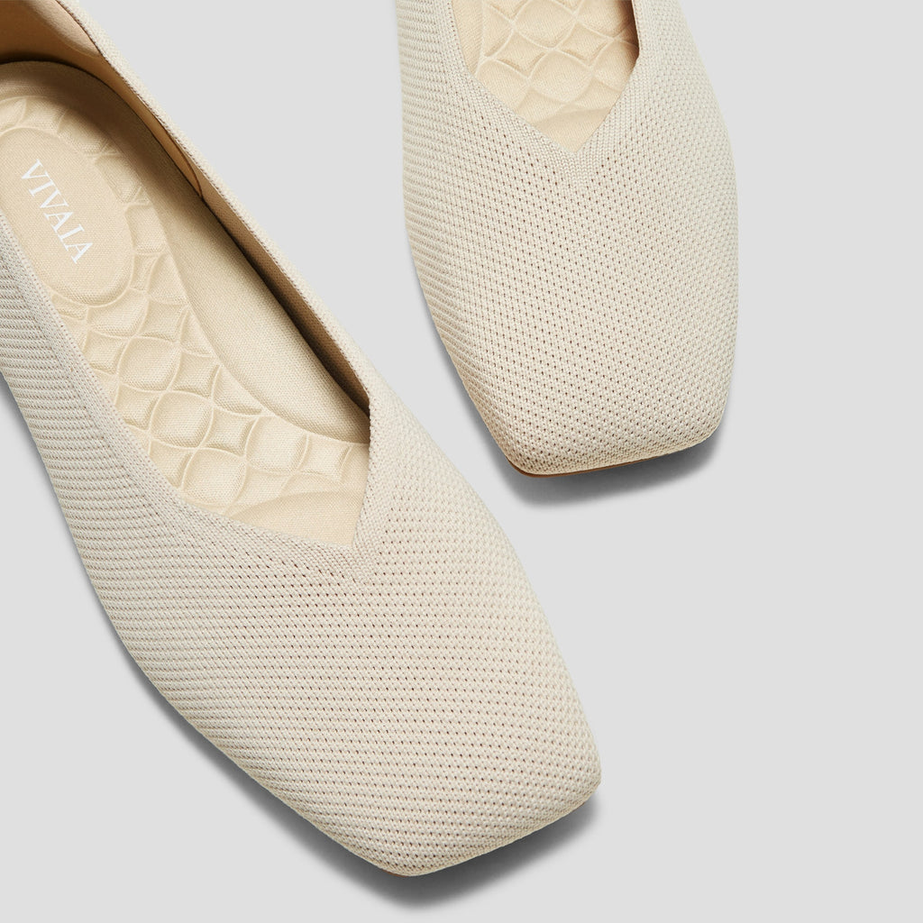 Square-Toe Margot V-Cut Flats (Margot 3.0)