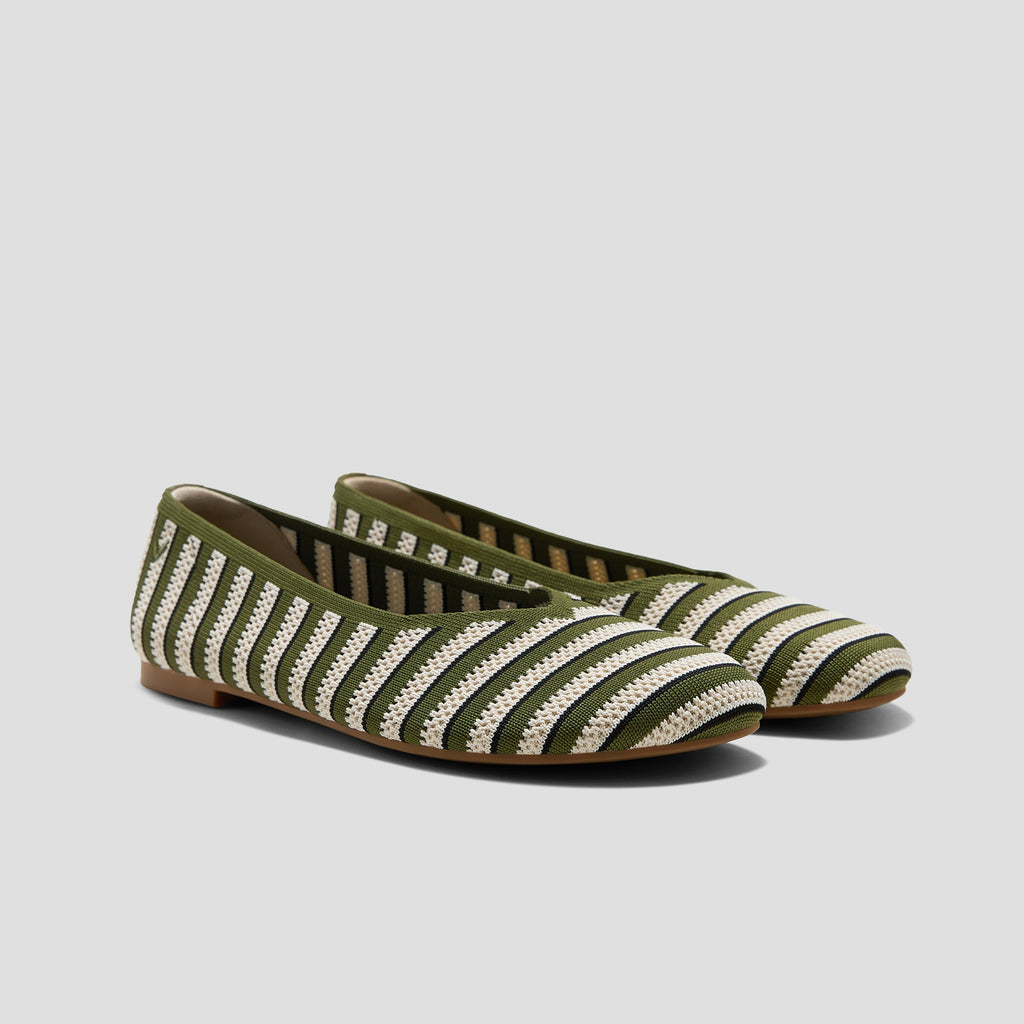 Wide Toe Box Flats (Tila)