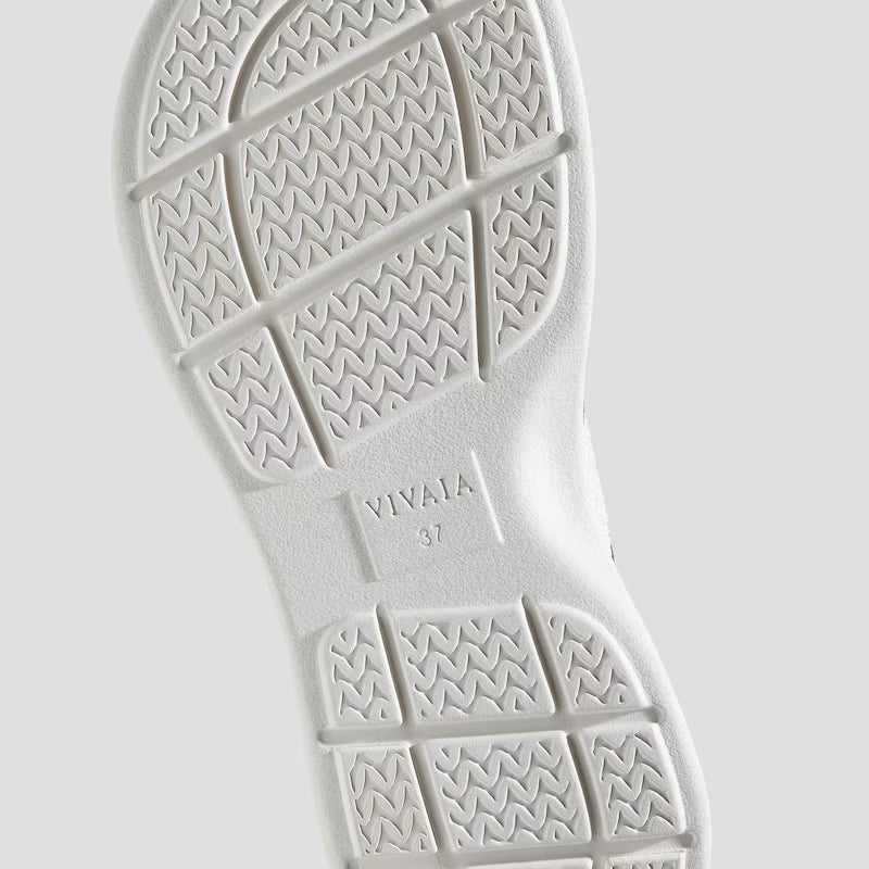 Round-Toe Walker Sandals (Kamber)