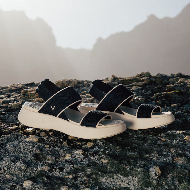 Round-Toe Walker Sandals (Kamber)