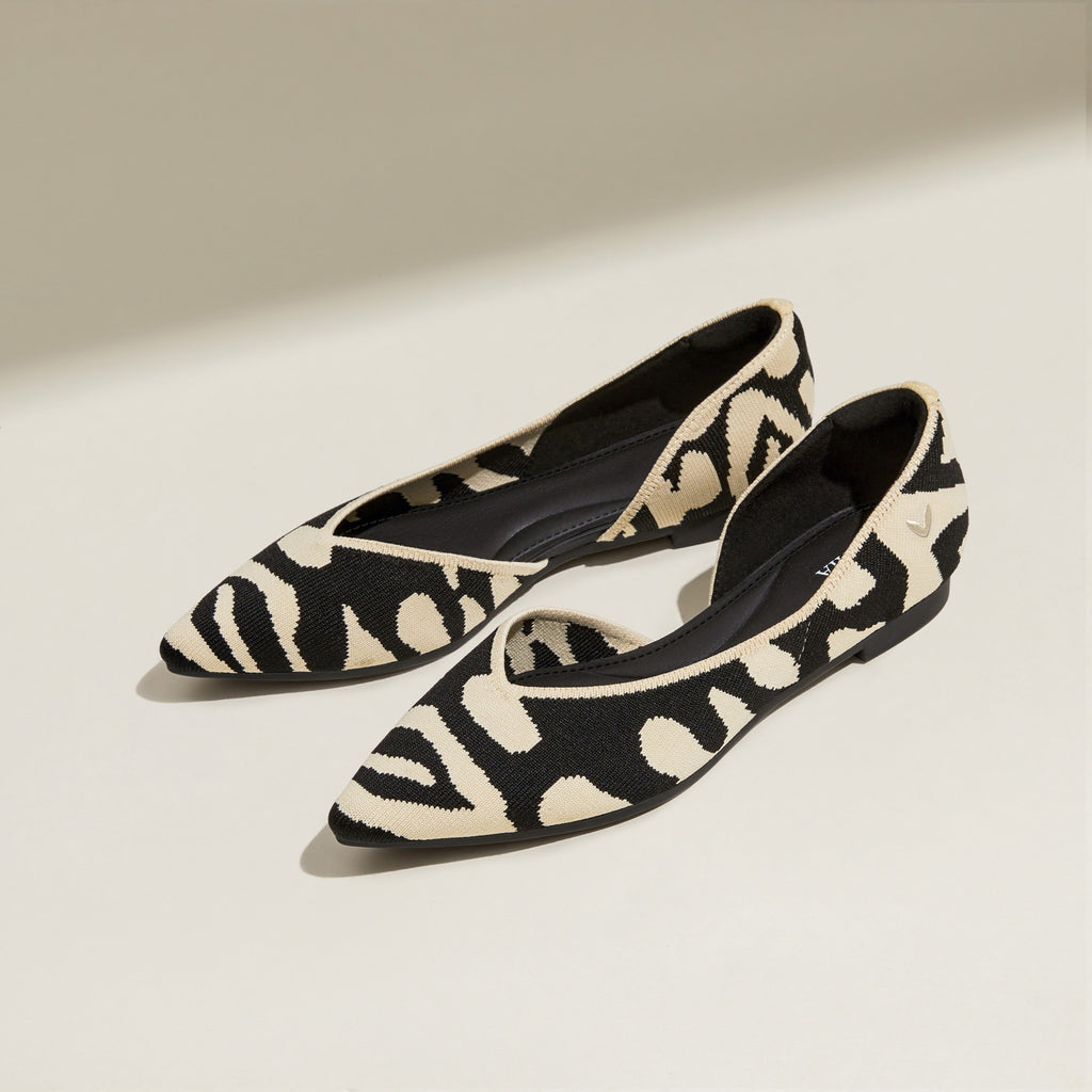 Pointed-Toe D'Orsay Flats (Melia)