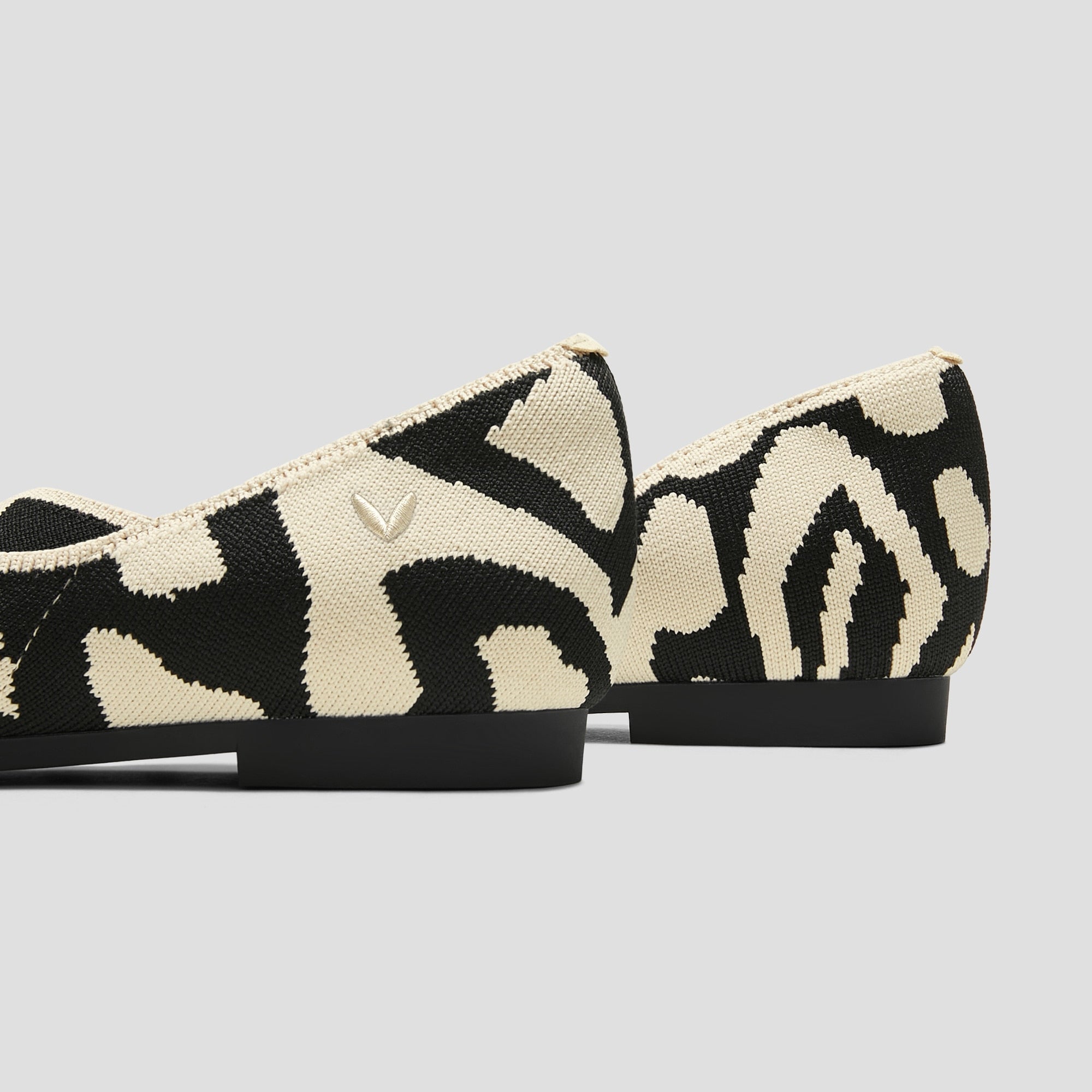 Pointed-Toe D'Orsay Flats (Melia)