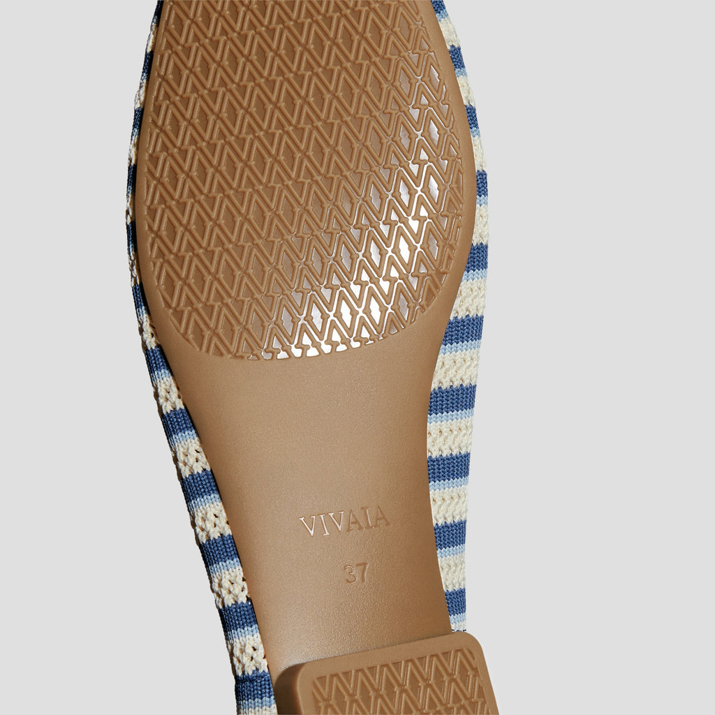 Square-Toe V-Cut Flats (Margot 2.0)
