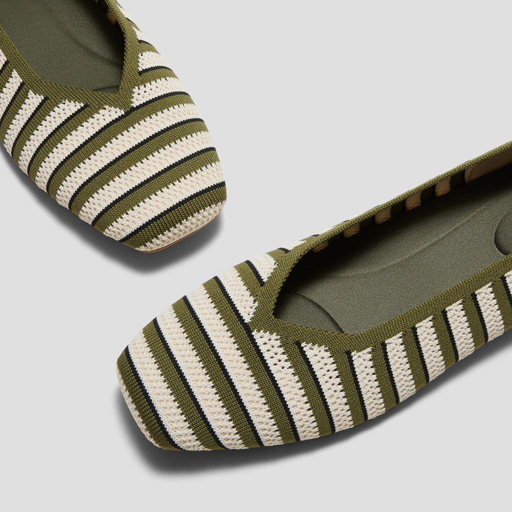Square-Toe V-Cut Flats (Margot 2.0)