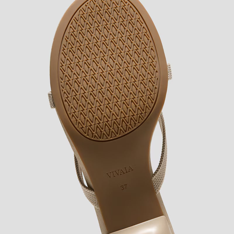 Round-Toe Kitten-Heel Sandals (Emeline)
