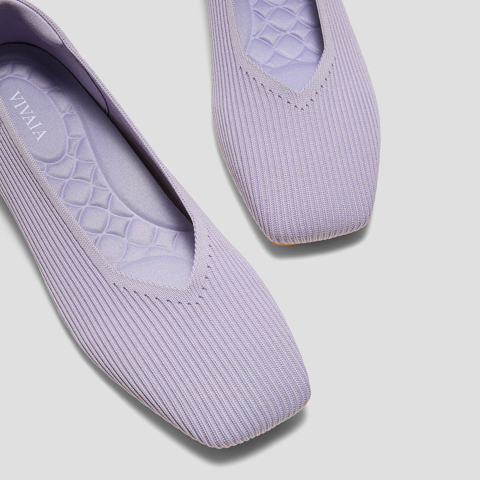 Square-Toe Margot V-Cut Flats (Margot 3.0)
