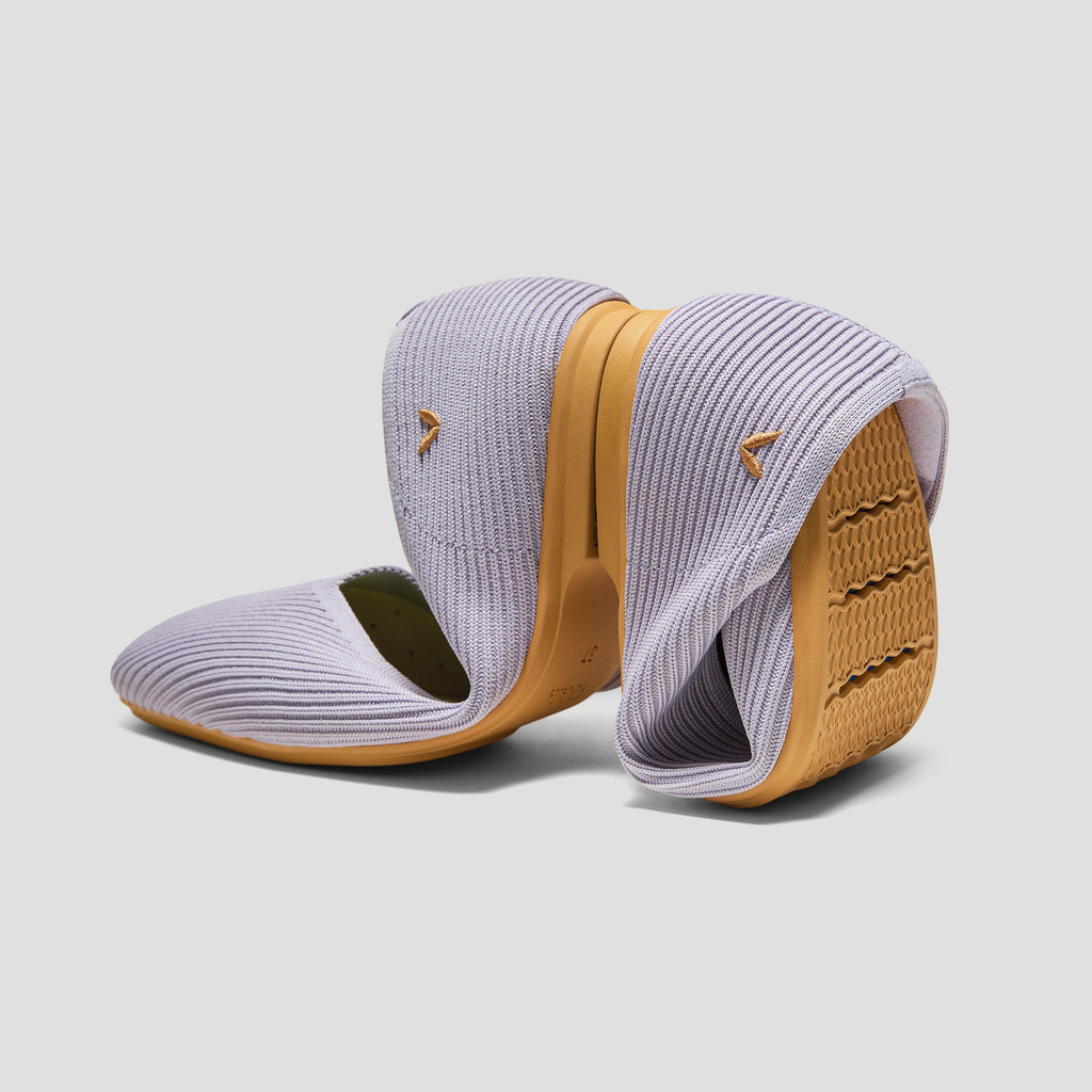 Square-Toe Margot V-Cut Flats (Margot 3.0)