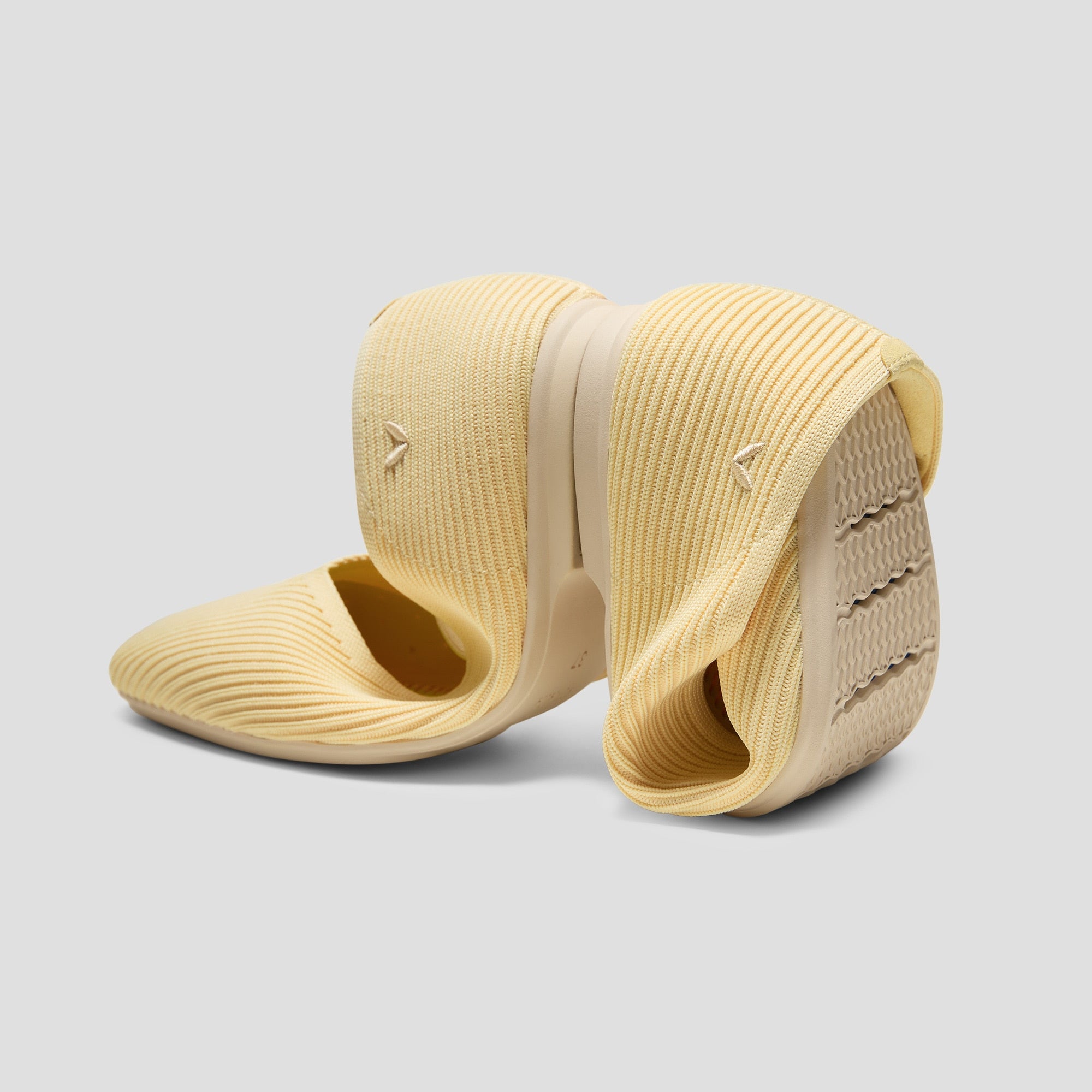 Square-Toe Margot V-Cut Flats (Margot 3.0)