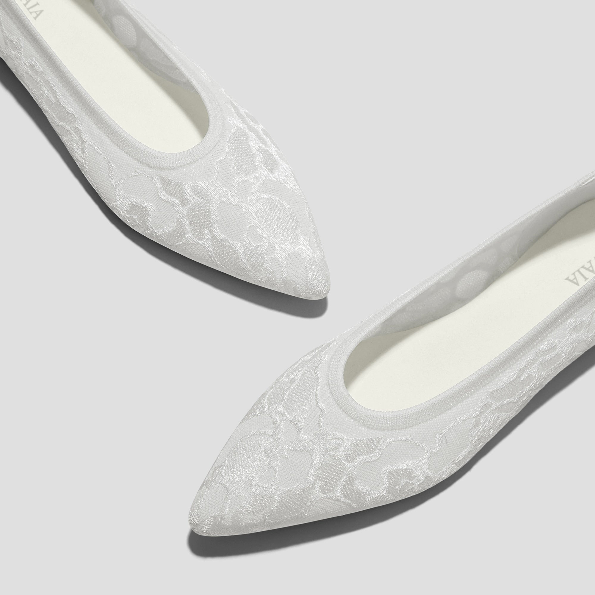 Pointed-Toe Lace Reborn™ Flats (Aria 5°)