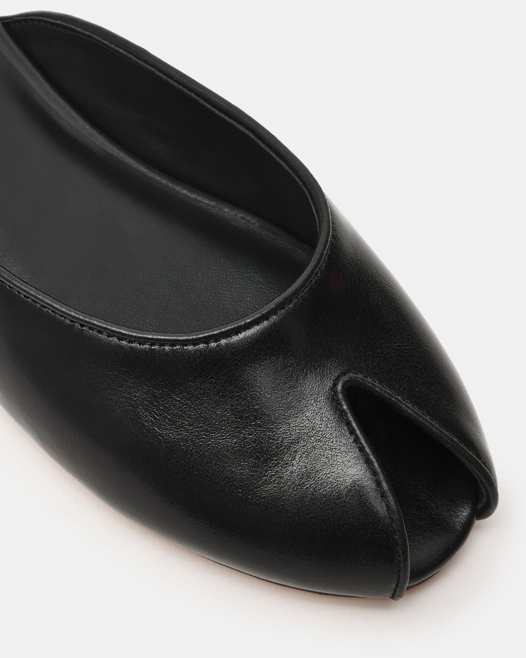Bloss Black Leather