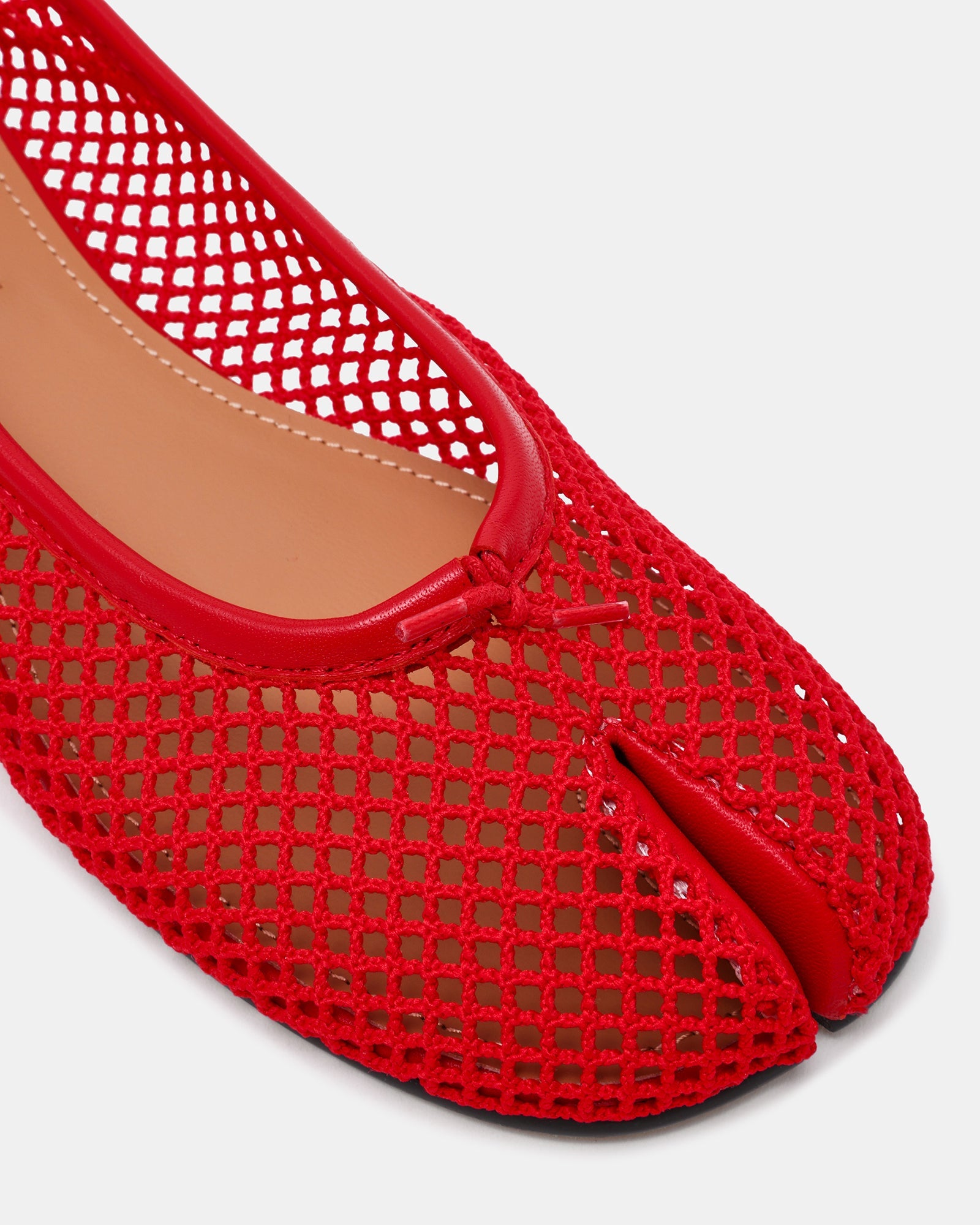 Calico Red Mesh