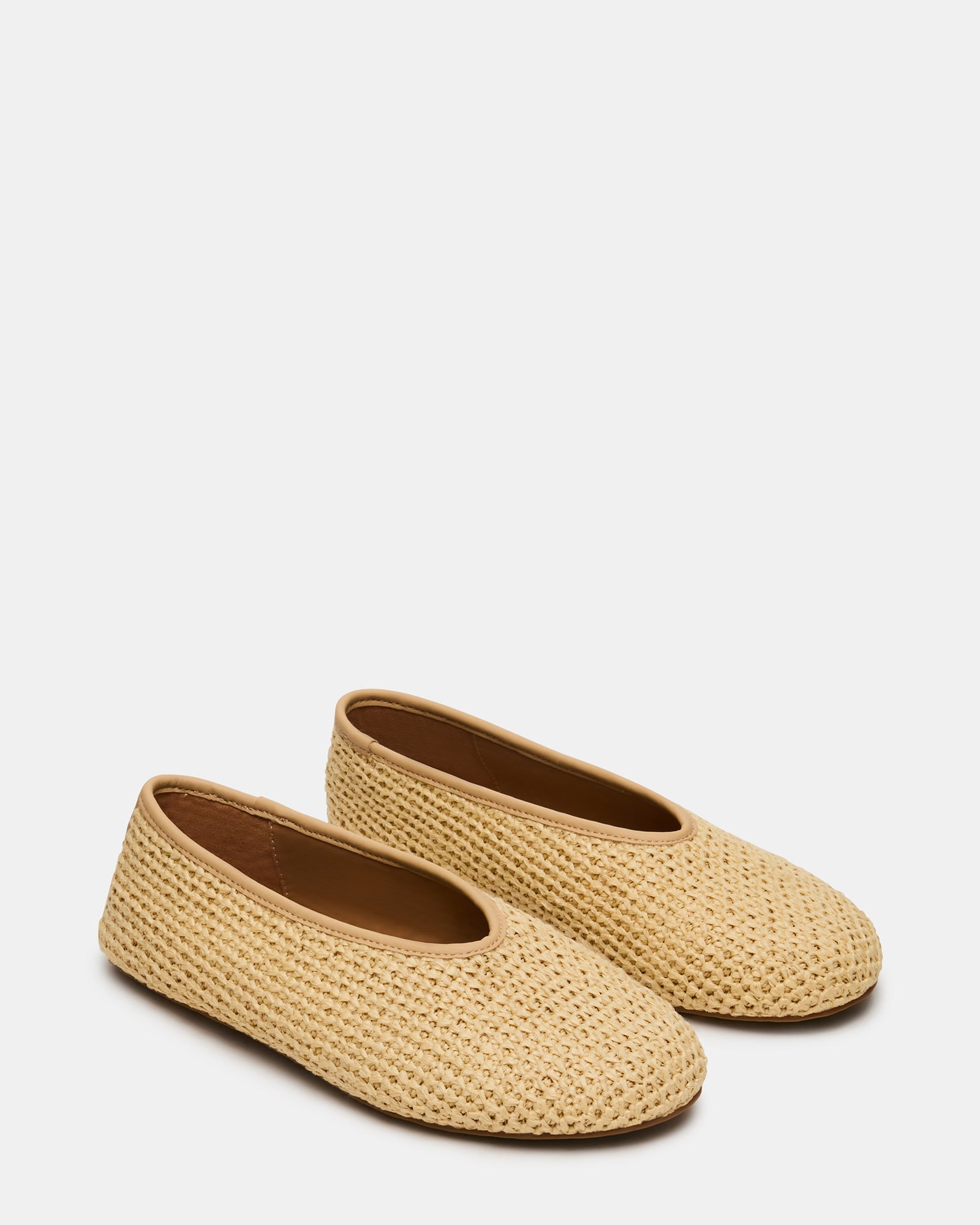 Cyntra Raffia