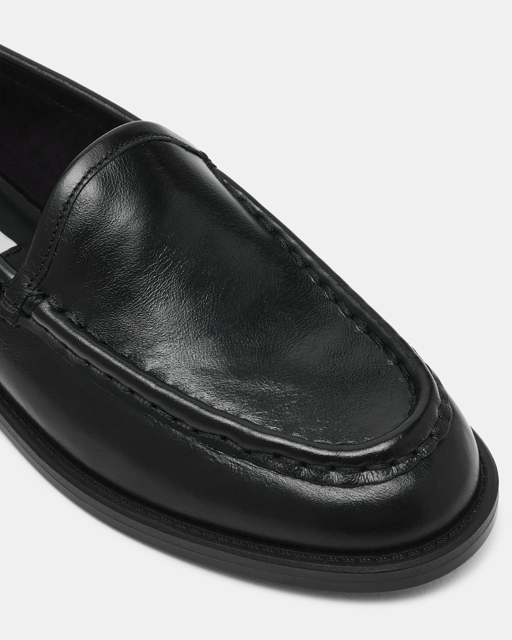Drayce Black Leather