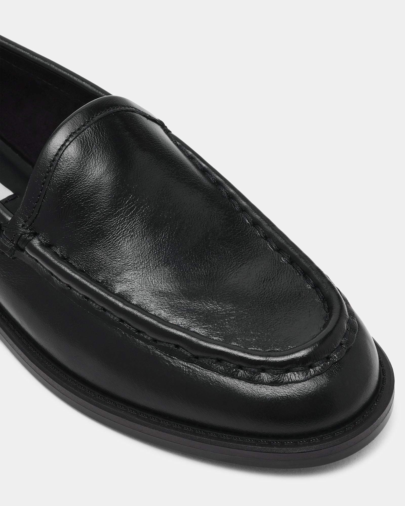 Drayce Black Leather