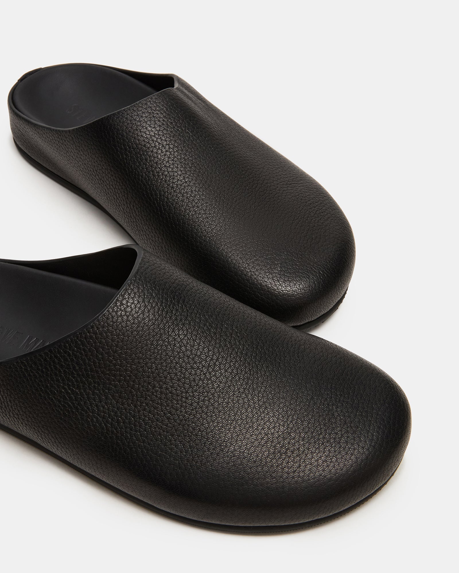 Fern Black Leather