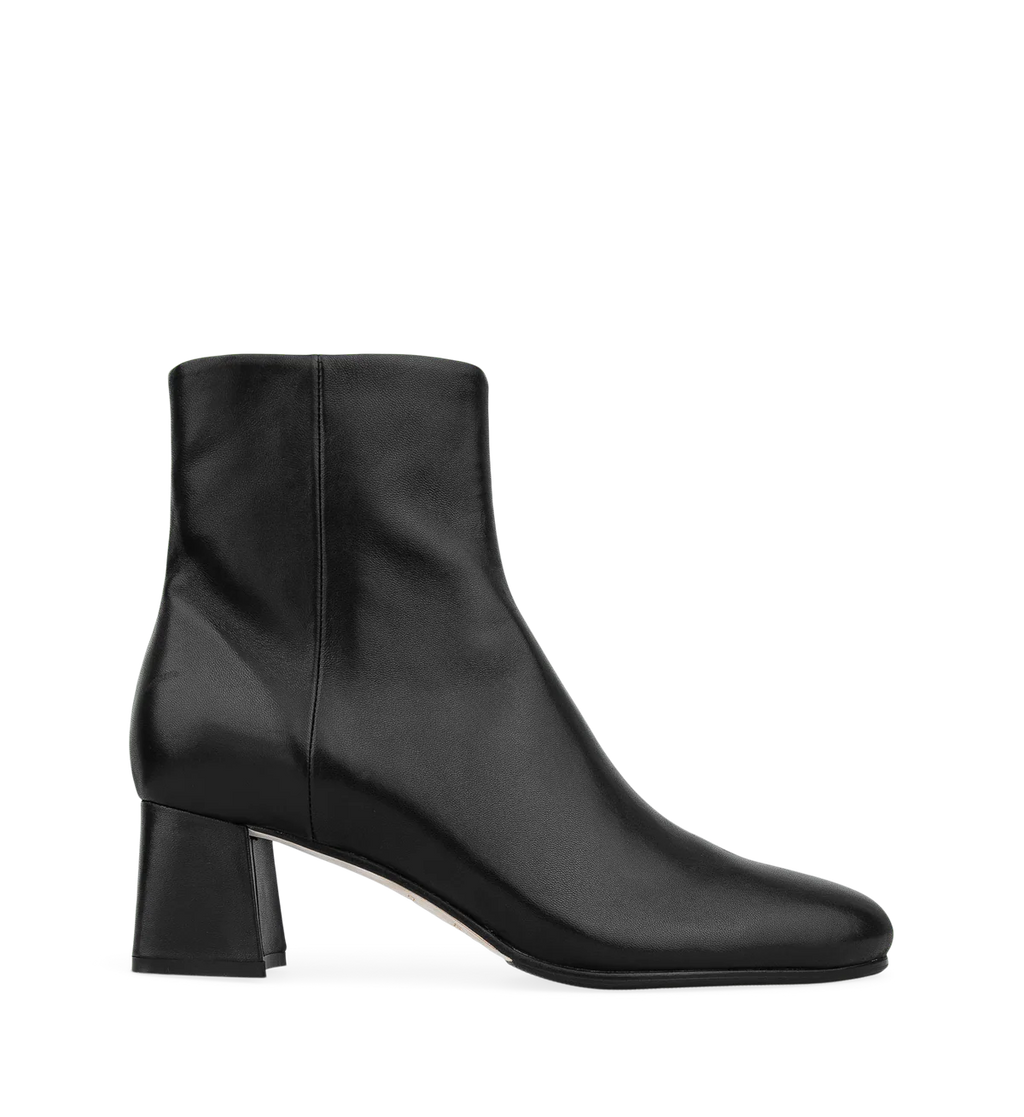 Tachuri Black Leather Ankle Boots