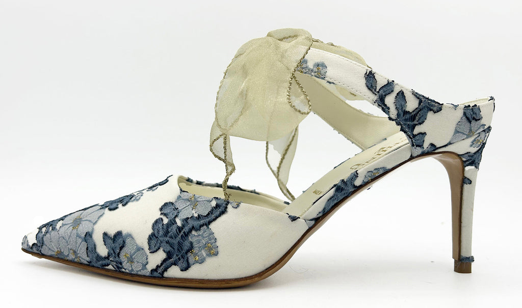 Elvie Pointed Toe Pump